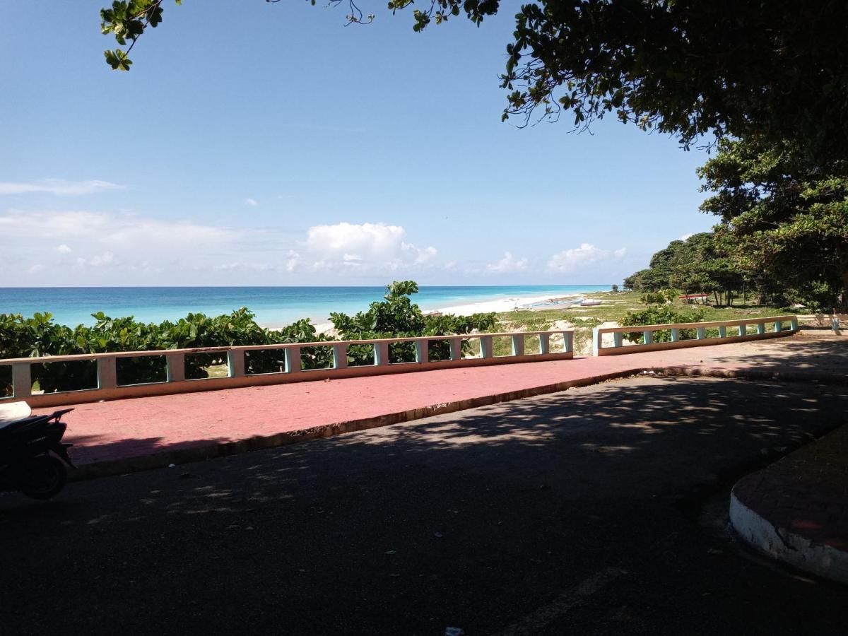 Beachfront Apartment, Quiet 4 Beds, 1 Bath, Ac, Wi-Fi, Hot Water, In Paraiso Near Los Patos 外观 照片