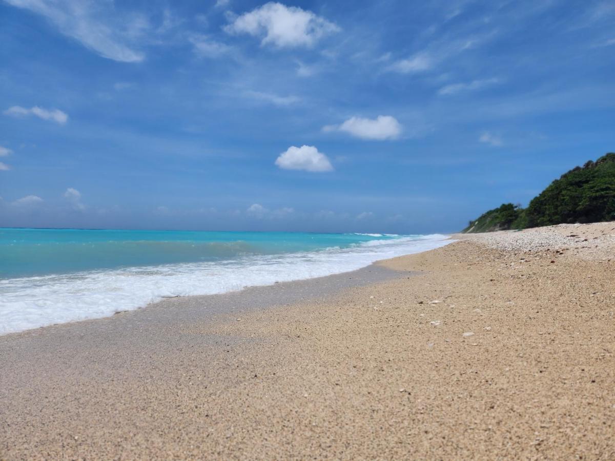 Beachfront Apartment, Quiet 4 Beds, 1 Bath, Ac, Wi-Fi, Hot Water, In Paraiso Near Los Patos 外观 照片