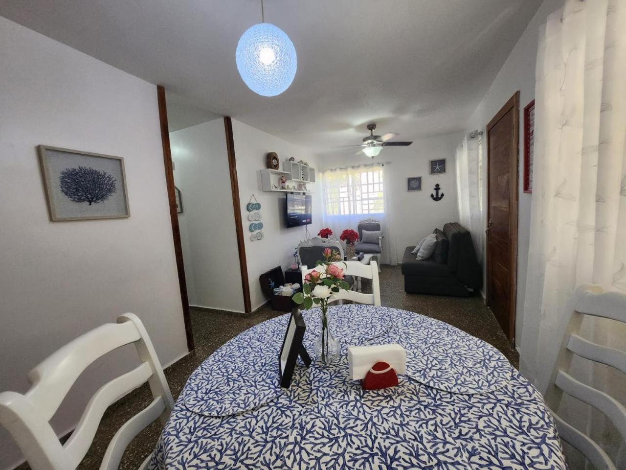 Beachfront Apartment, Quiet 4 Beds, 1 Bath, Ac, Wi-Fi, Hot Water, In Paraiso Near Los Patos 外观 照片